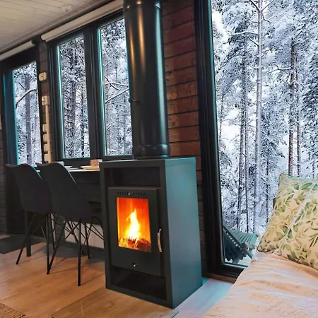 Borealis Village 5 With A Nature View, Fireplace, Sauna, Kitchen Muonio